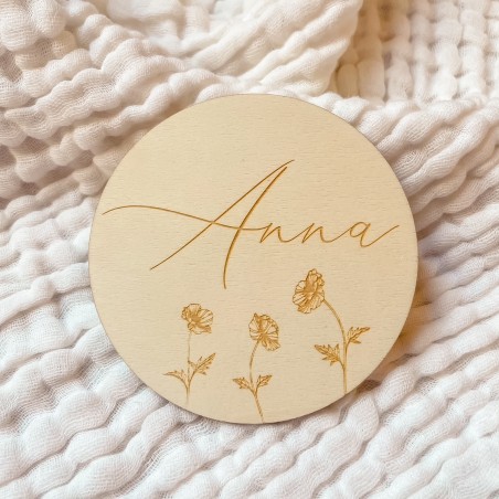 Carte prénom bébé en bois – Annonce naissance et décoration chambre enfant