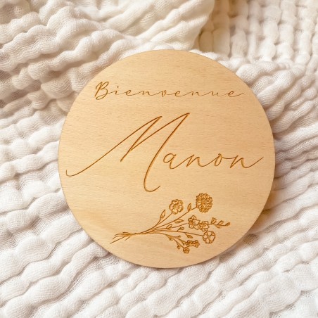 Carte prénom bébé en bois – Annonce naissance et décoration chambre enfant