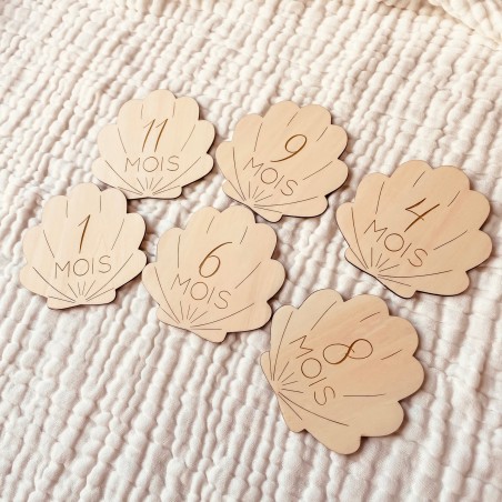 Cartes étapes bébé en bois – 1 à 12 mois – Thème coquillage