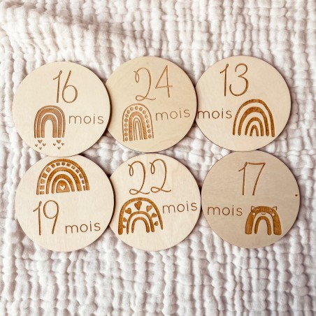 Cartes étapes bébé 13 à 24 mois – Deuxième année – Arc-en-ciel