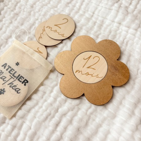 Cartes étapes bébé fleur en bois – 1 à 12 mois – Option 13 à 24 mois