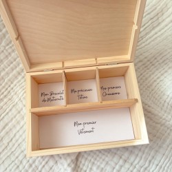 Coffret naissance personnalisé en bois – Boîte souvenirs bébé 4 compartiments 2