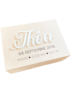Boîte souvenirs naissance personnalisée en bois avec prénom en acrylique
