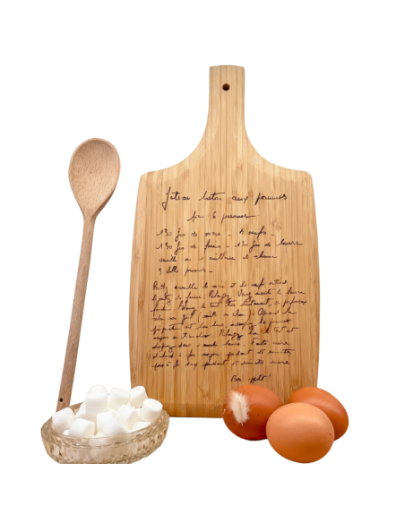 Planche à découper personnalisée avec recette manuscrite gravée – Cadeau souvenir familial